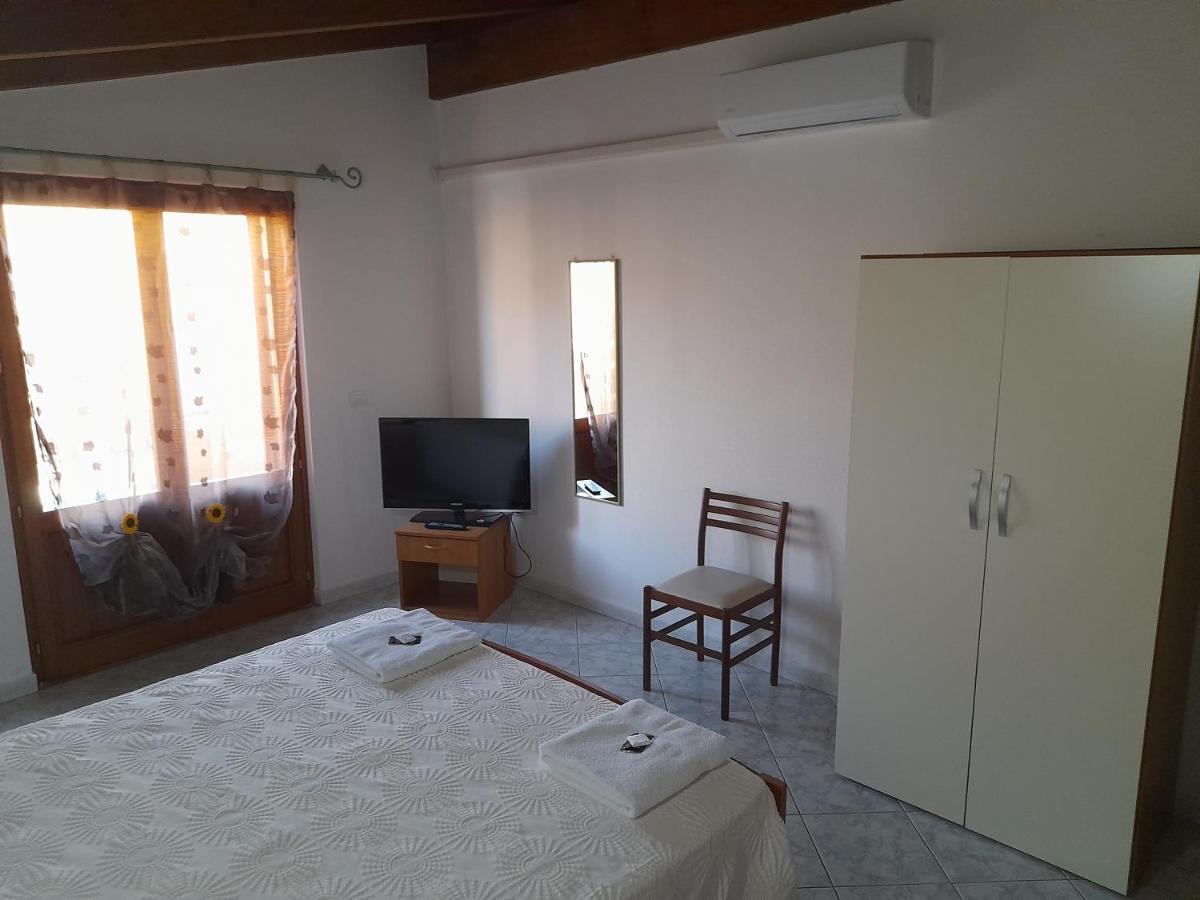 B&B Da Marianna Samugheo Εξωτερικό φωτογραφία